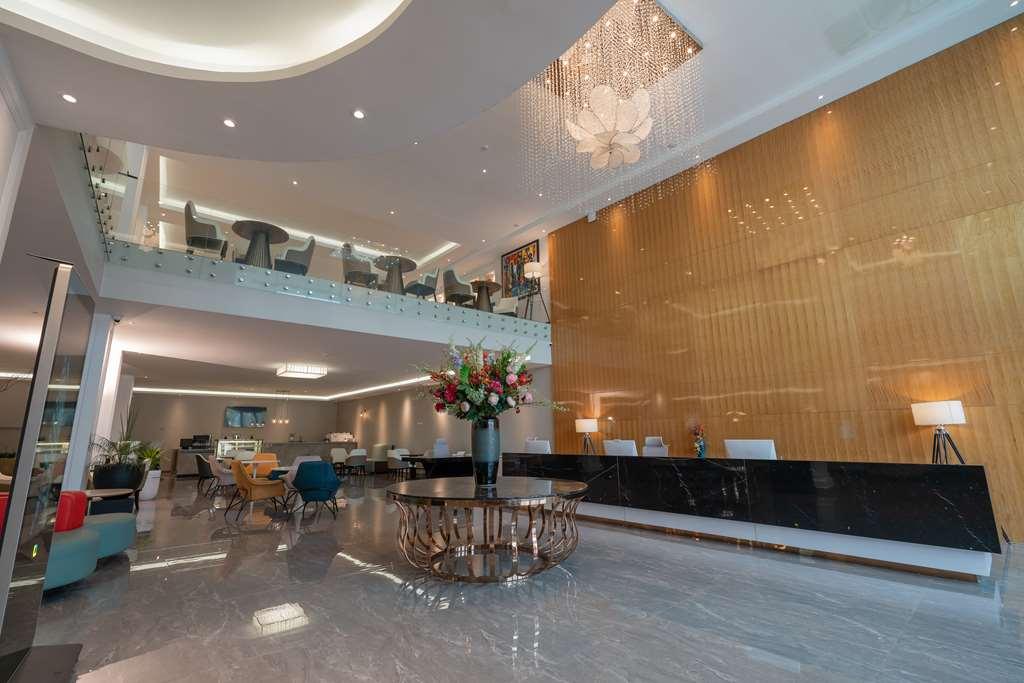 אדיס אבבה Stay Easy Plus Hotel מראה פנימי תמונה